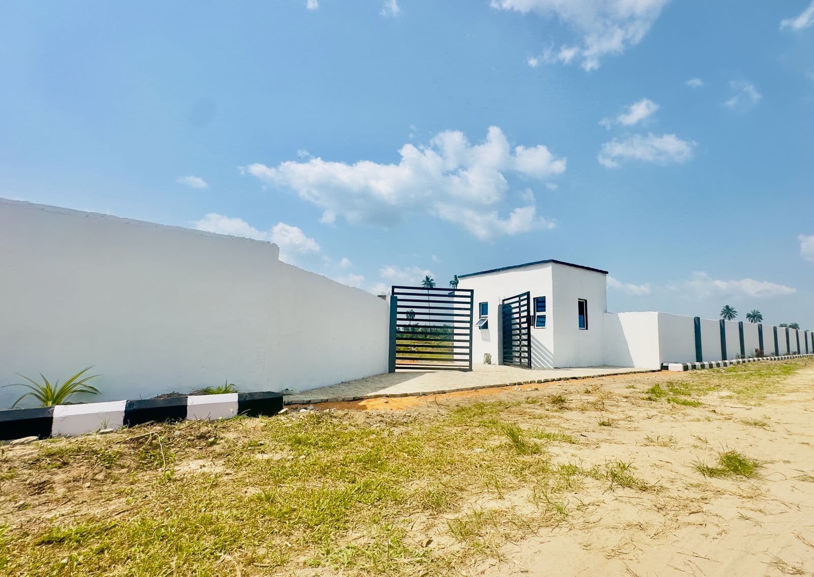 Empire Park gated community at Ibefun, Epe-Ikorodu Road.
